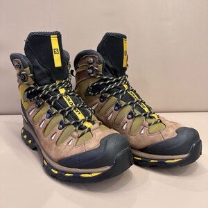 Salomon Men's Black, Brown, and Yellow Hiking Boots